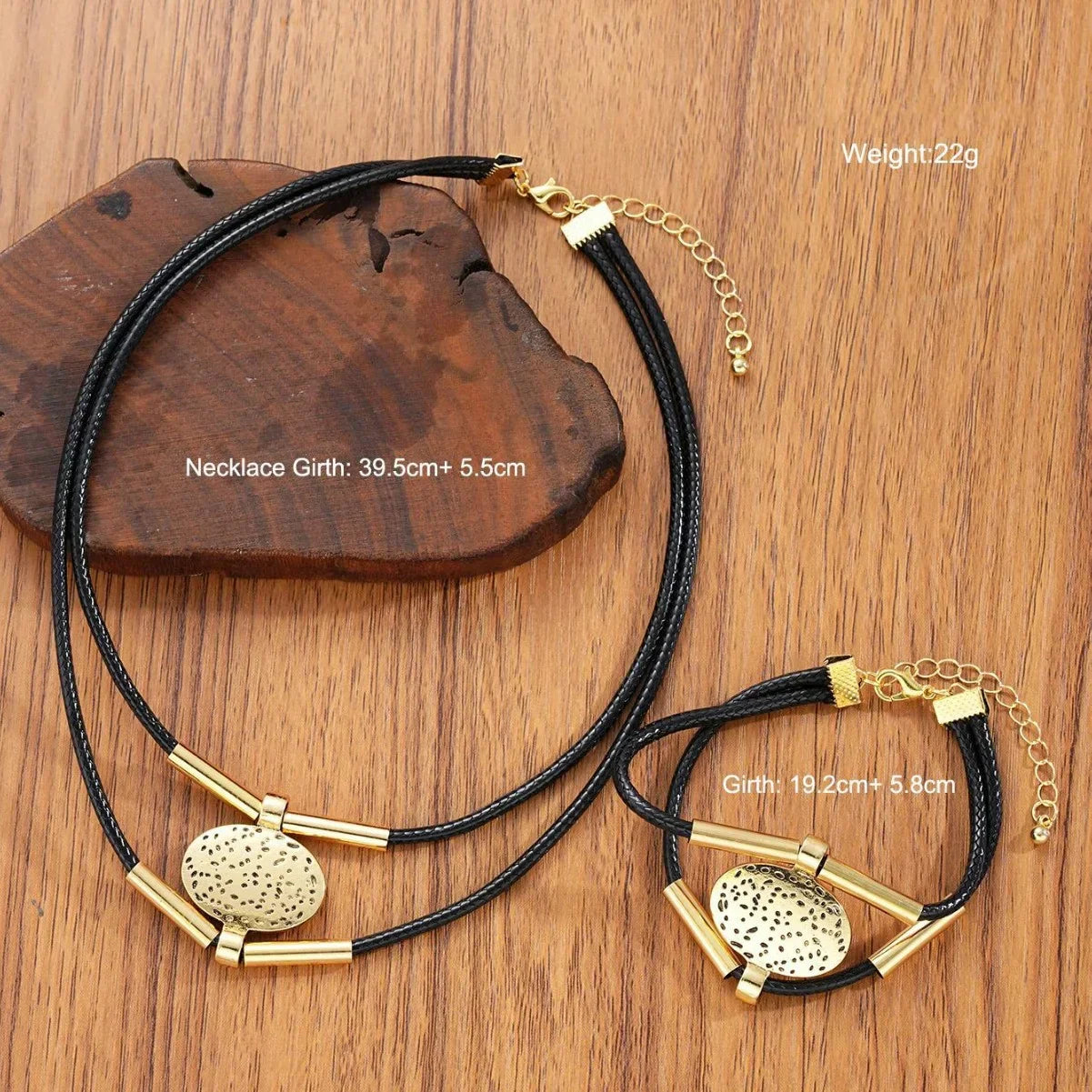 Conjunto de Colar e Pulseira em Camadas Atemporais
